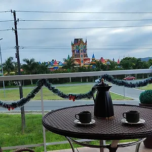 Estalagem Queiroz Em Frente Ao Parque Beto Carrero, Penha (Santa Catarina)